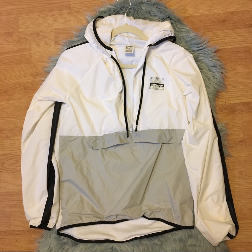 Victoria’s Secret PINK windbreaker jacket